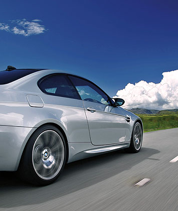 The new BMW M3 Coupé(NbNŊg)