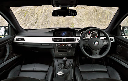 The new BMW M3 Coupé(NbNŊg)