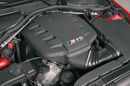 BMW M3 Coupé V8-Engine(NbNŊg)